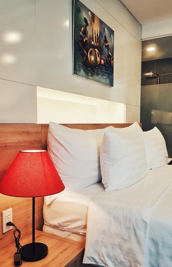 Della Boutique Hotel ホーチミン エクステリア 写真