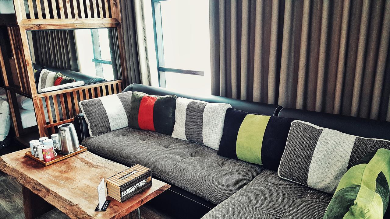 Della Boutique Hotel ホーチミン エクステリア 写真